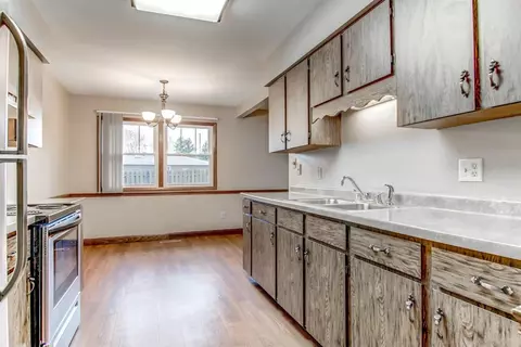 2414 Flat Rock Rd, Dyer, IN 46311 photo 3