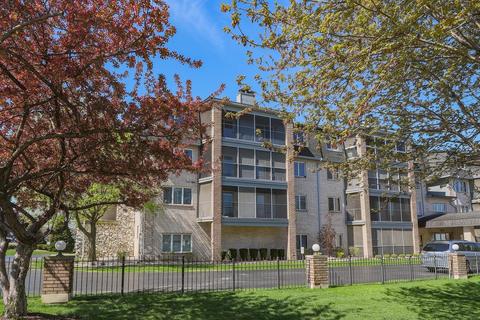 8220 Harrison Ave #401, Munster, IN 46321 photo 1