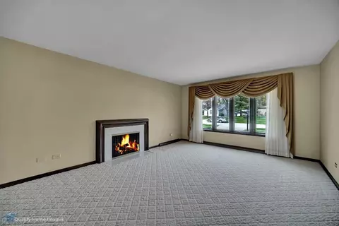 1538 Melbrook Dr, Munster, IN 46321 photo 4