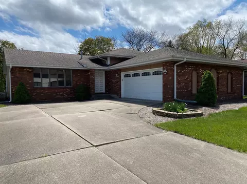 1154 Thicket Ln, Munster, IN 46321 photo 1
