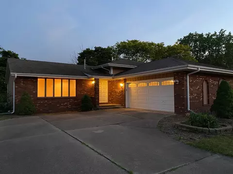 1154 Thicket Ln, Munster, IN 46321 photo 4