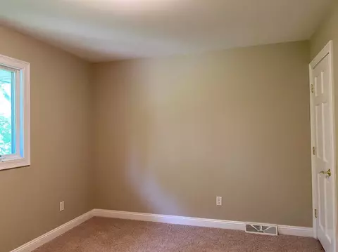 1154 Thicket Ln, Munster, IN 46321 photo 20
