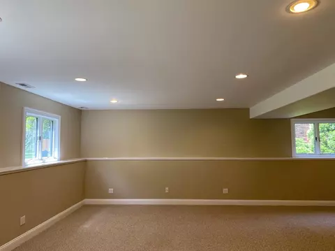 1154 Thicket Ln, Munster, IN 46321 photo 13