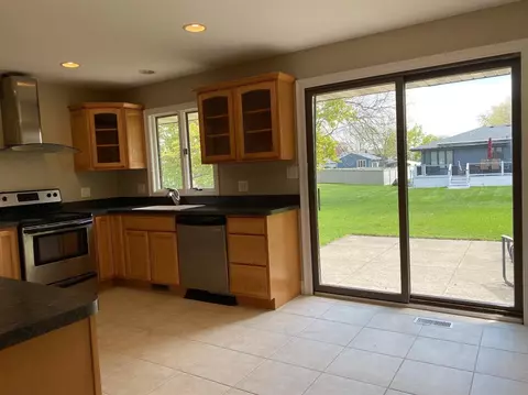 1154 Thicket Ln, Munster, IN 46321 photo 9