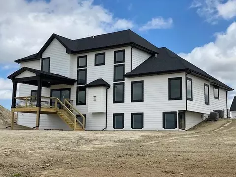 13501 Redbud Dr, Saint John, IN 46373 photo 4