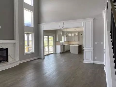 13501 Redbud Dr, Saint John, IN 46373 photo 17
