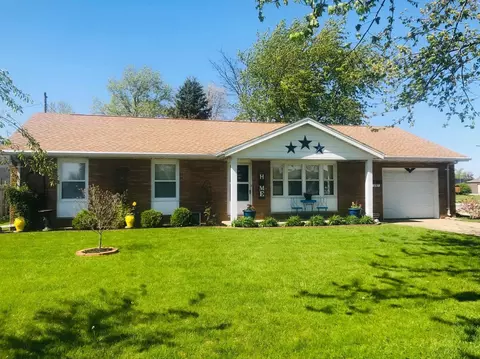 207 E South St, Boswell, IN 47921 photo 4