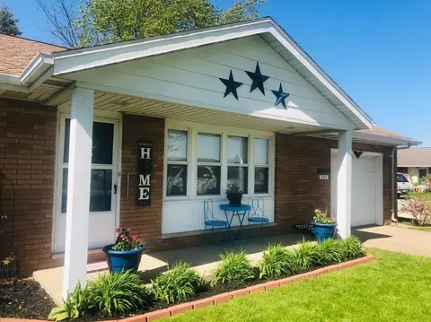 207 E South St, Boswell, IN 47921 photo 2