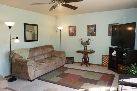 932 Northgate Dr, Dyer, IN 46311 photo 7