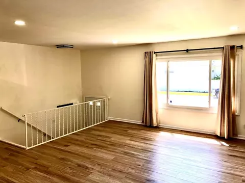 1235 N Jay St, Griffith, IN 46319 photo 5