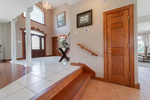 307 Salisbury Dr, Munster, IN 46321 photo 10