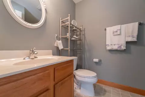 307 Salisbury Dr, Munster, IN 46321 photo 37