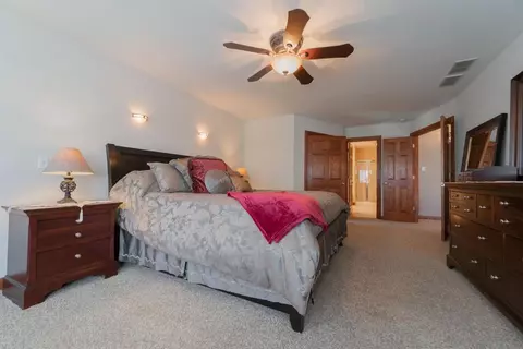 307 Salisbury Dr, Munster, IN 46321 photo 25