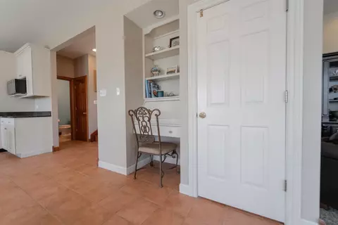 307 Salisbury Dr, Munster, IN 46321 photo 17
