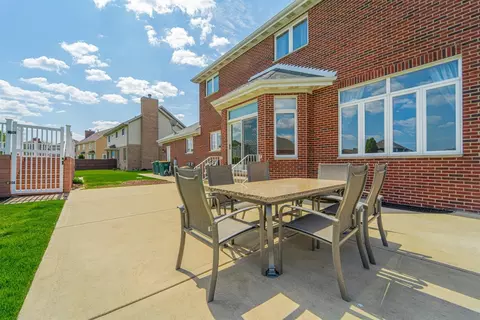 307 Salisbury Dr, Munster, IN 46321 photo 45