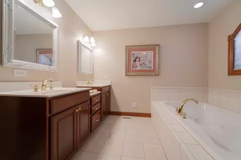 307 Salisbury Dr, Munster, IN 46321 photo 27