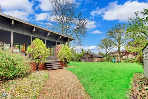 8425 Harrison Ave, Munster, IN 46321 photo 5