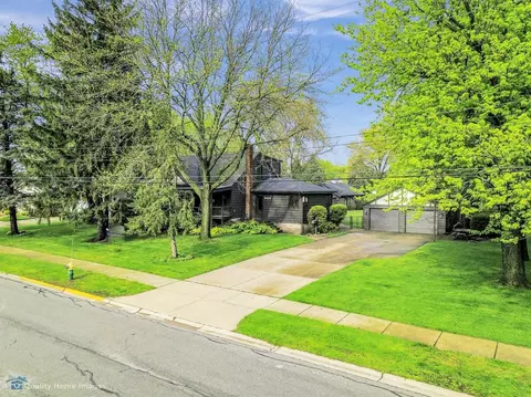 8425 Harrison Ave, Munster, IN 46321 photo 3