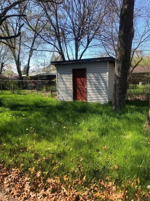 2948 W 21st Ave, Gary, IN 46404 photo 12