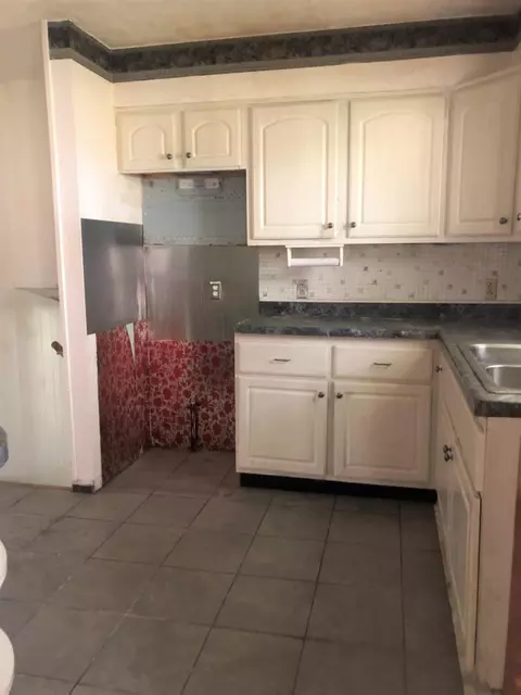 2948 W 21st Ave, Gary, IN 46404 photo 6