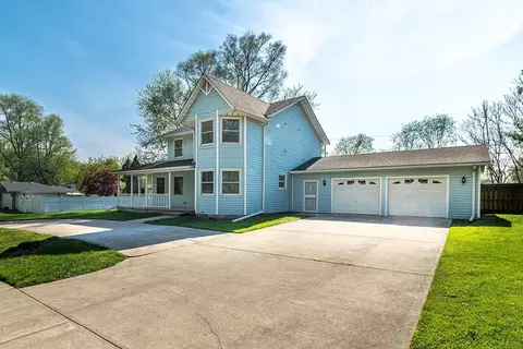 2424 Marshall St, Gary, IN 46404 photo 2