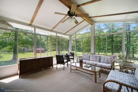 140 E Oak Hill Rd, Porter, IN 46304 photo 10