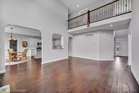 9835 Meadow Rose Ln, Saint John, IN 46373 photo 8