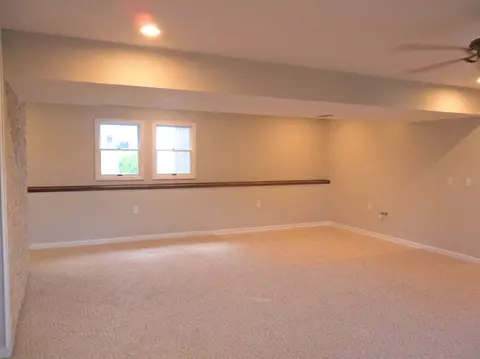 8912 King Pl, Crown Point, IN 46307 photo 22