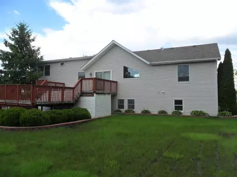 8912 King Pl, Crown Point, IN 46307 photo 3