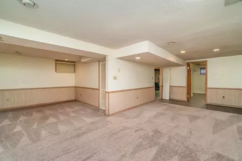 2708 W 39th Pl, Gary, IN 46408 photo 17