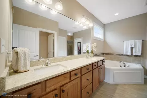 9890 Garden Way, Saint John, IN 46373 photo 12