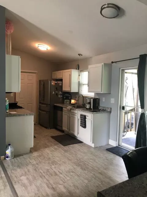 1175 Carol St, Burns Harbor, IN 46304 photo 5
