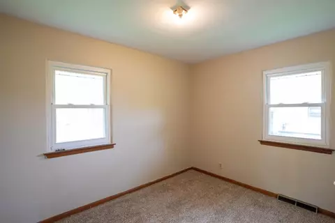 4570 Rutledge St, Gary, IN 46408 photo 9