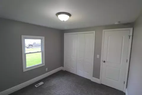 569 E Anderson St, Crown Point, IN 46307 photo 23