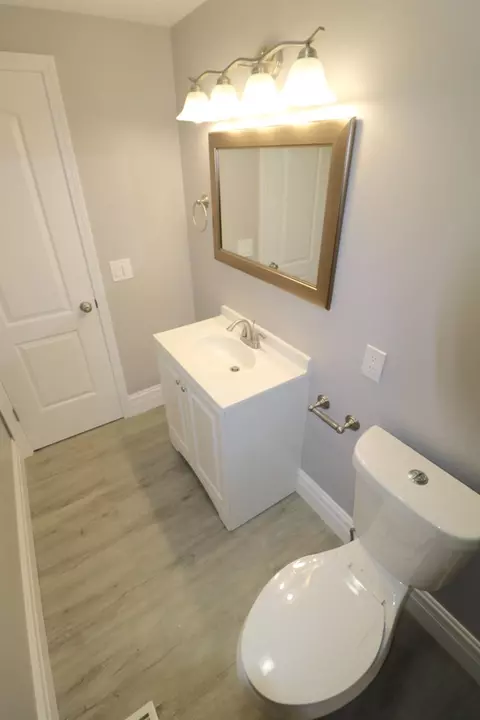 569 E Anderson St, Crown Point, IN 46307 photo 6