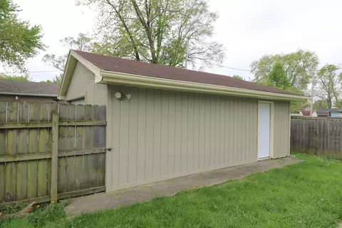 569 E Anderson St, Crown Point, IN 46307 photo 9