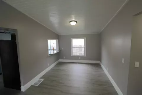 569 E Anderson St, Crown Point, IN 46307 photo 15