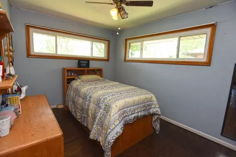 819 N Jay St, Griffith, IN 46319 photo 7