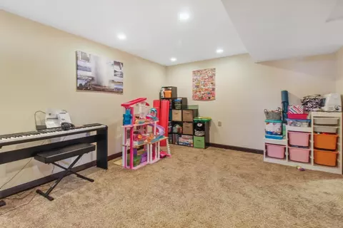606 Jackson Ave, Dyer, IN 46311 photo 14