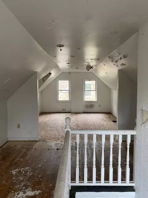 916 E 44th Pl, Gary, IN 46409 photo 7