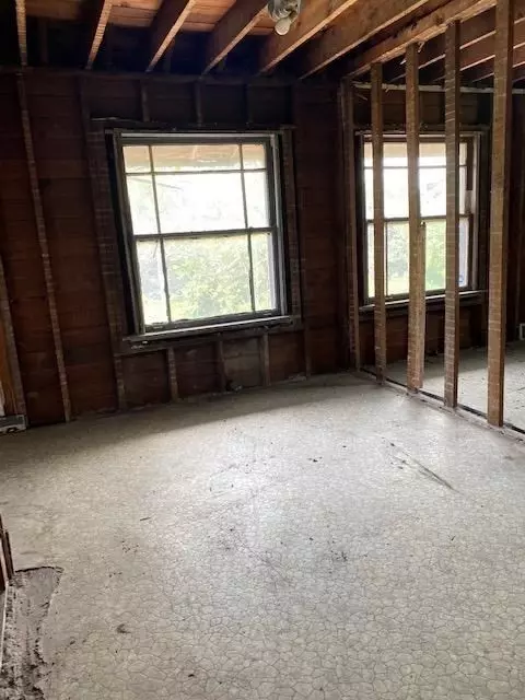 532 Buchanan St, Gary, IN 46402 photo 9