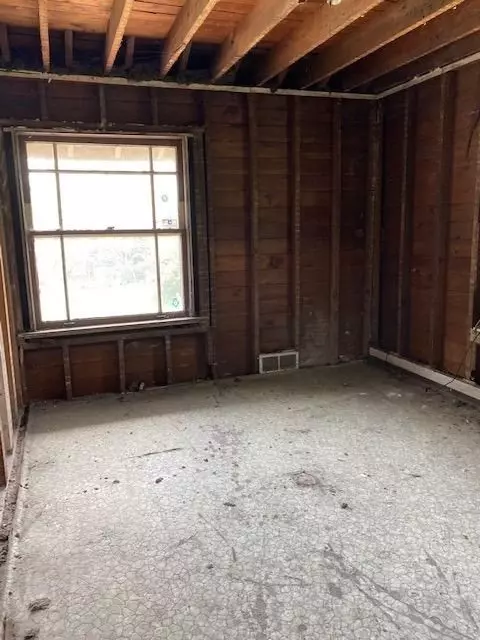 532 Buchanan St, Gary, IN 46402 photo 6