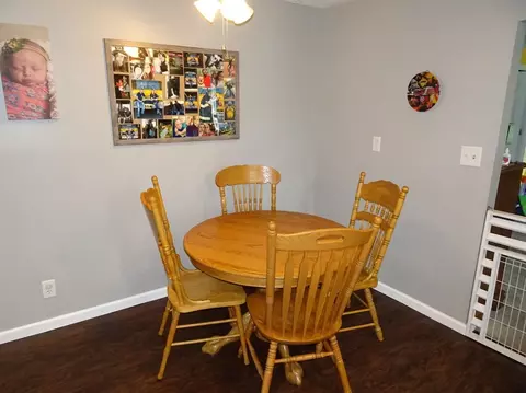 805 E John St, Knox, IN 46534 photo 3
