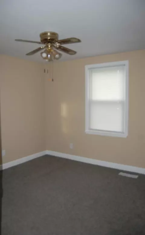 718 N Indiana St, Griffith, IN 46319 photo 12