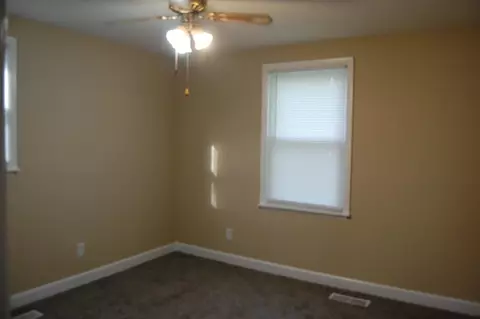 718 N Indiana St, Griffith, IN 46319 photo 13