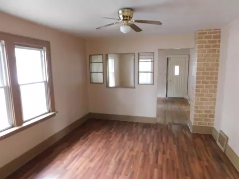 141 N Lindberg St, Griffith, IN 46319 photo 5