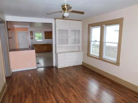 141 N Lindberg St, Griffith, IN 46319 photo 4