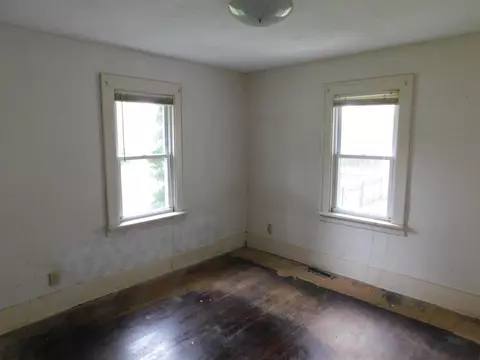 141 N Lindberg St, Griffith, IN 46319 photo 7