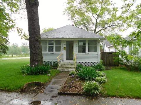 141 N Lindberg St, Griffith, IN 46319 photo 1