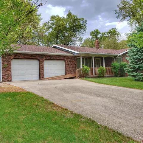 7354 S Rustic Dr, De Motte, IN 46310 photo 2